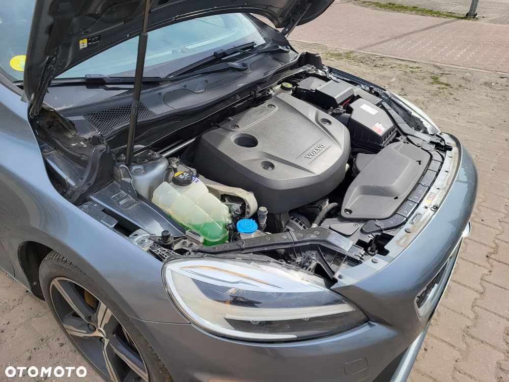 Volvo V40 D3 Geartronic Summum - 32