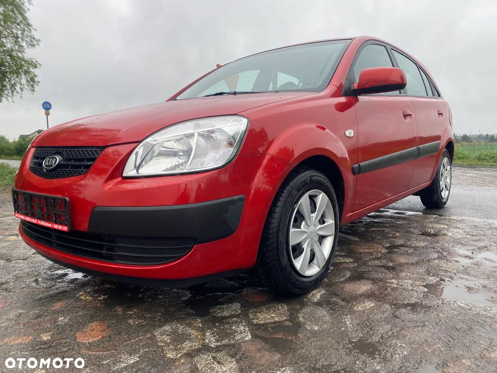 Kia Rio 1.4 EX - 1