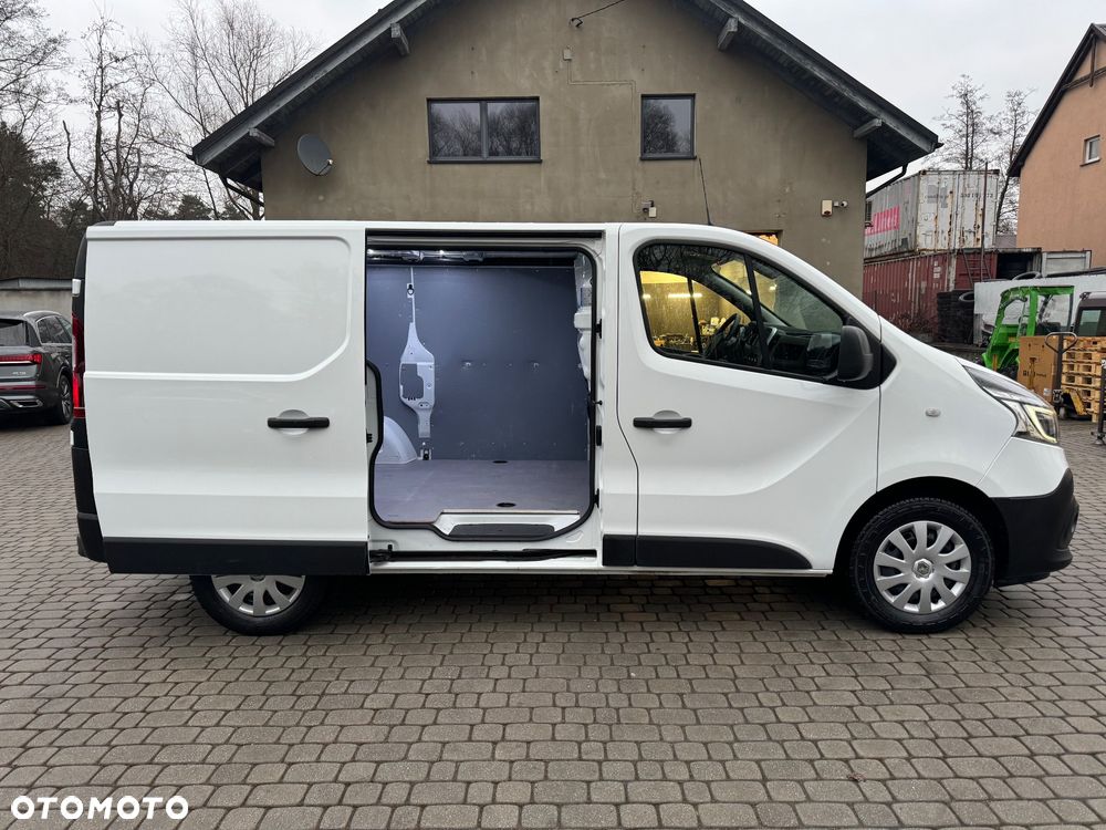 Renault Trafic - 11