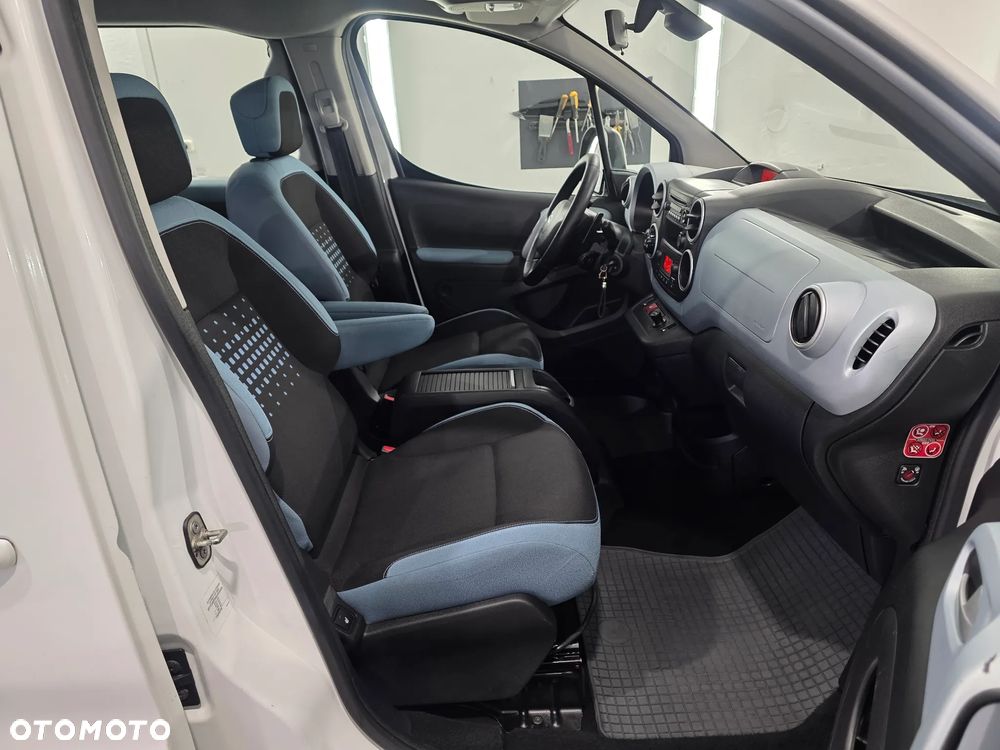 Citroën Berlingo Multispace e-HDi 90 FAP EGS6 Exclusive - 37