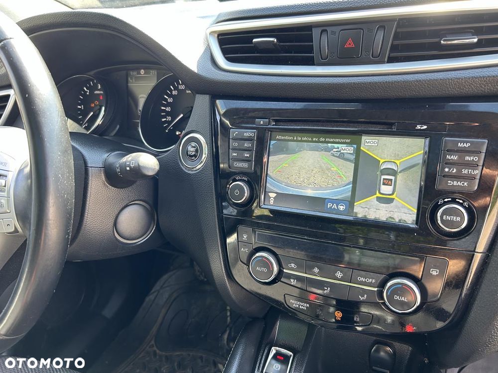 Nissan Qashqai 1.6 DCi 4x4 Tekna - 13