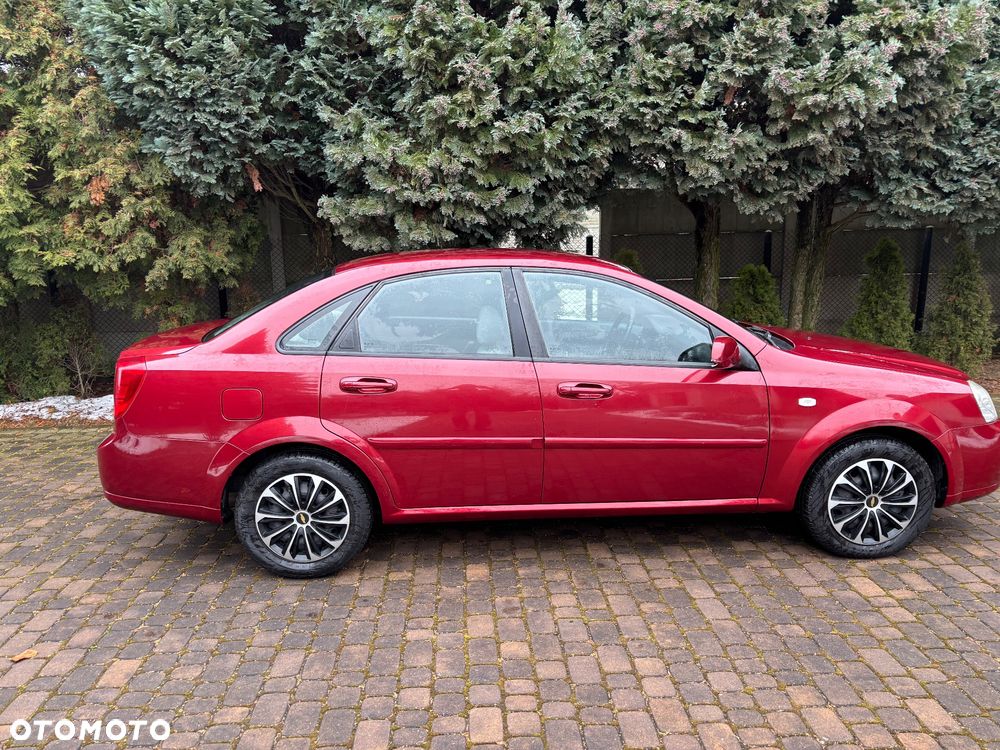 Chevrolet Lacetti - 1