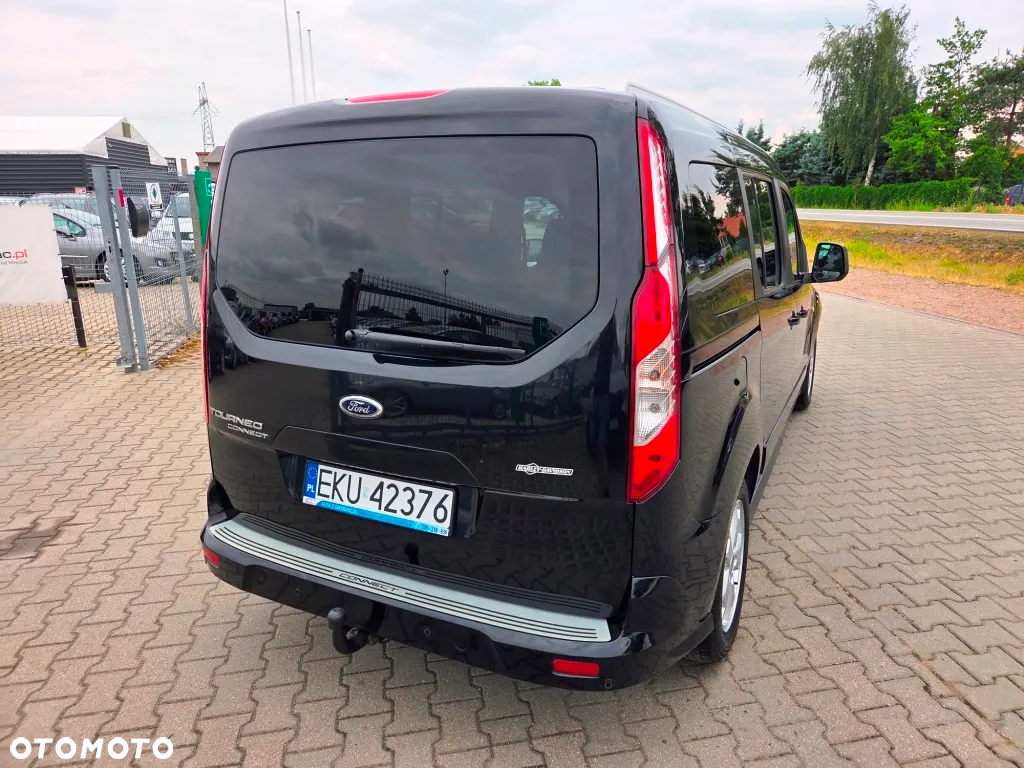 Ford Tourneo Connect Grand - 9