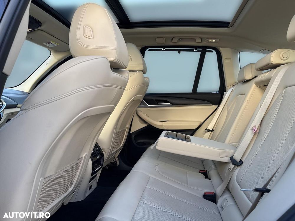 BMW X3 xDrive30e AT PHEV - 14