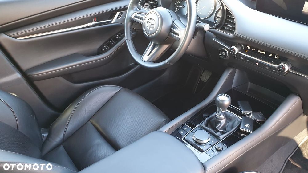 Mazda 3 2.0 mHEV Exclusive Line - 19