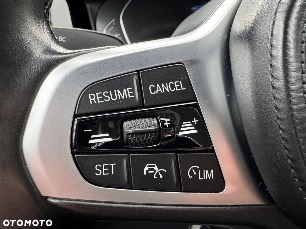 BMW Seria 3 318d M Sport - 19