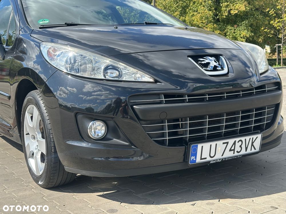 Peugeot 207 1.6 Premium - 9