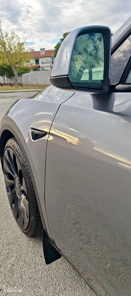 Tesla Model Y Performance Tração Integral - 25