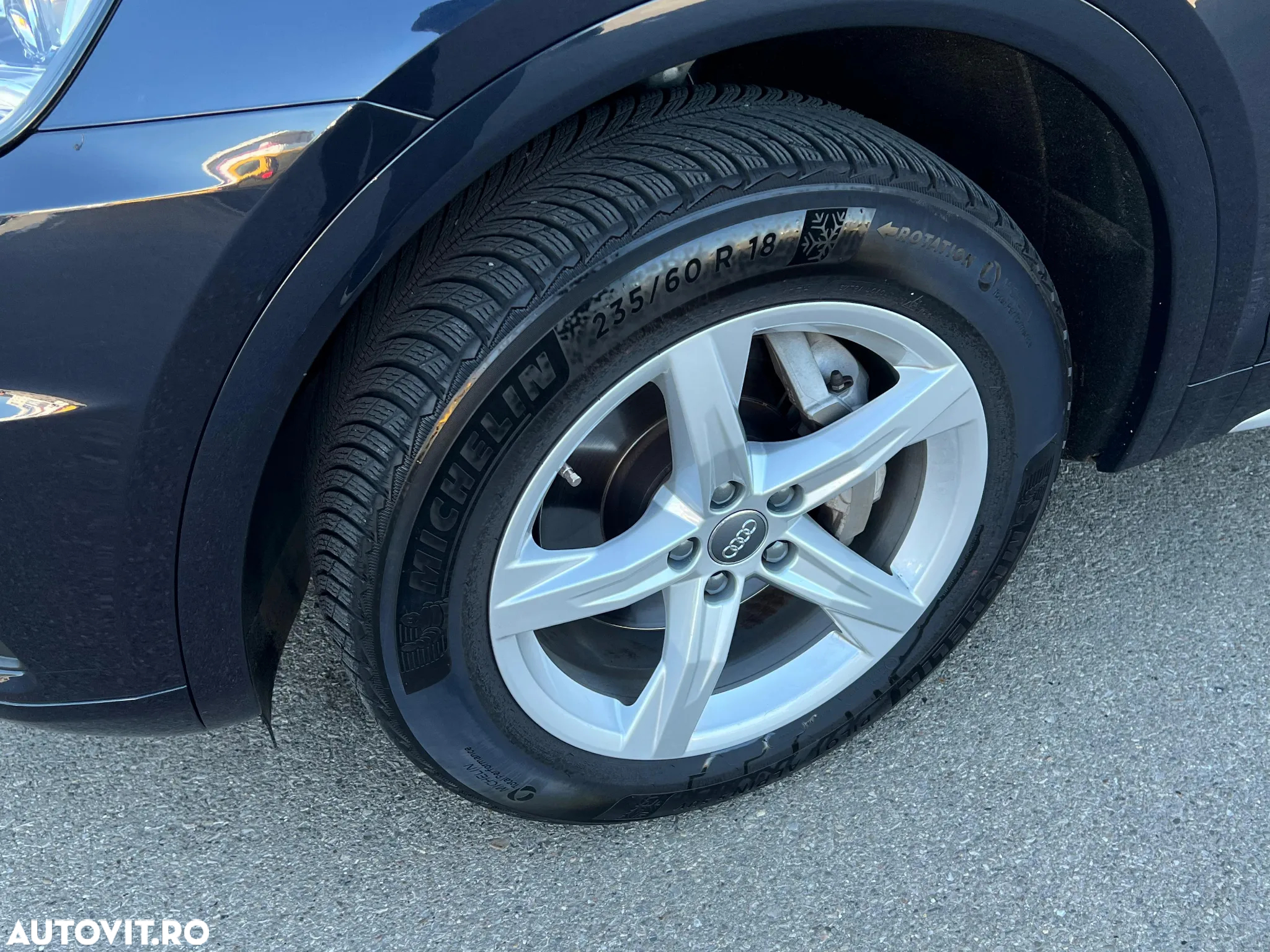 Audi Q5 2.0 40 TDI quattro S tronic Design - 10