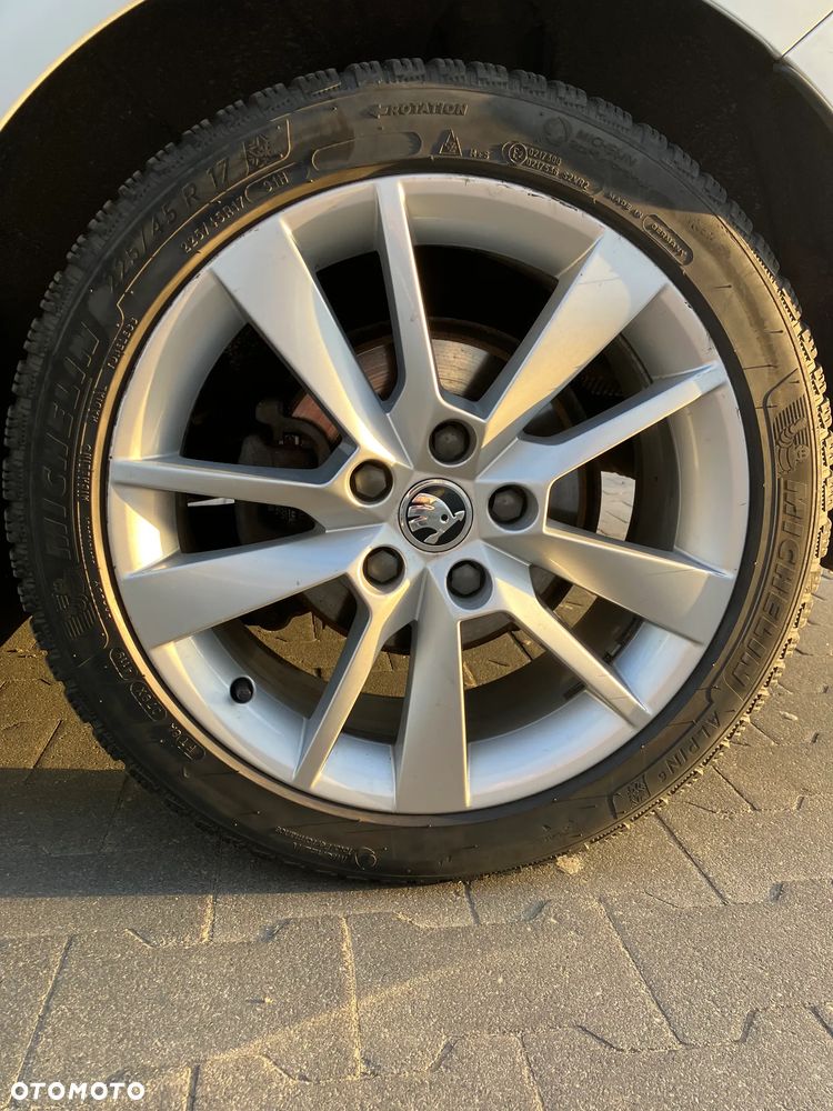 Skoda Octavia 2.0 TSI Style DSG - 19