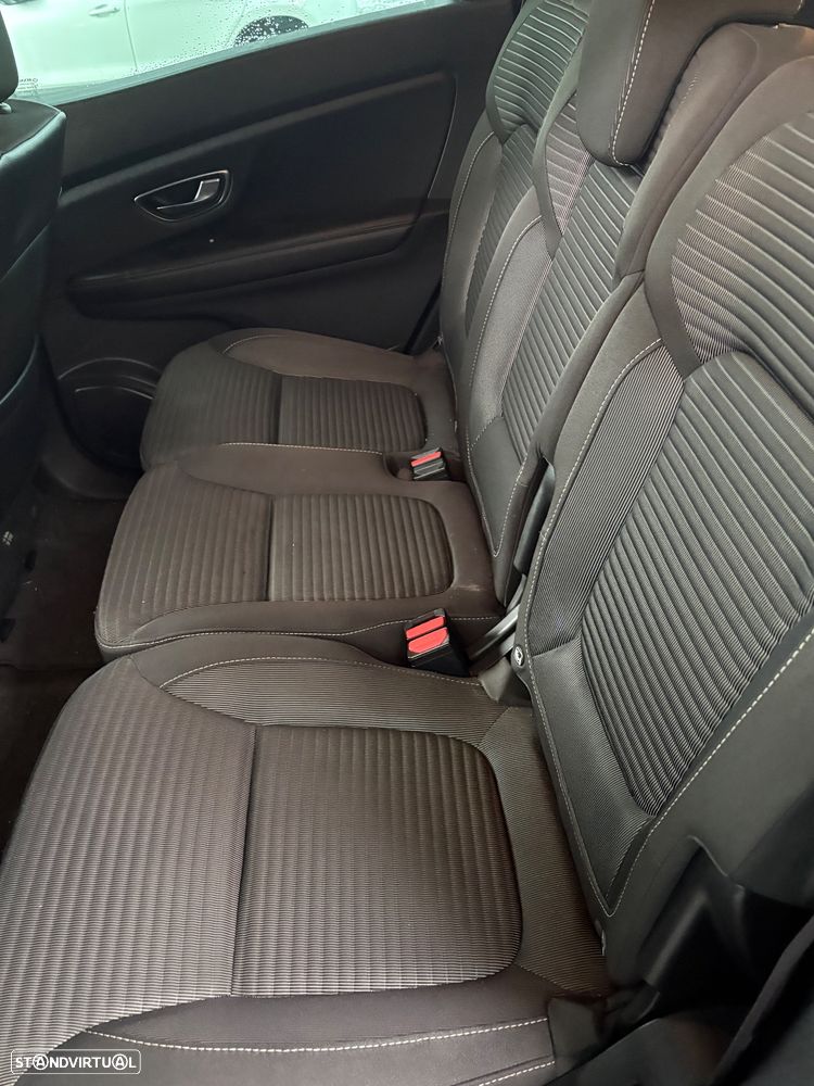 Renault Scénic BLUE dCi 120 BUSINESS EDITION - 12