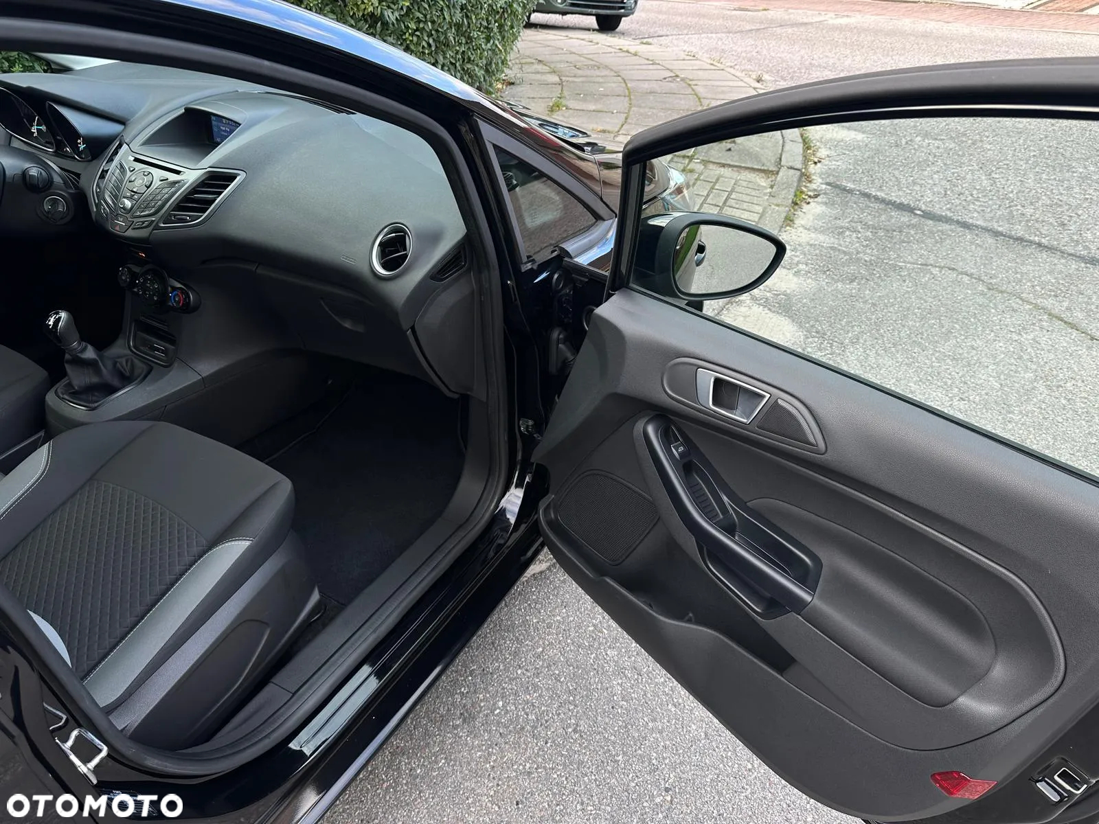 Ford Fiesta - 26
