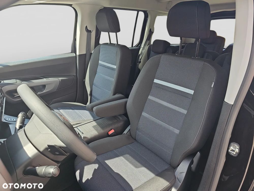 Fiat Qubo 1.5 D 7-Sitzer Icon - 11