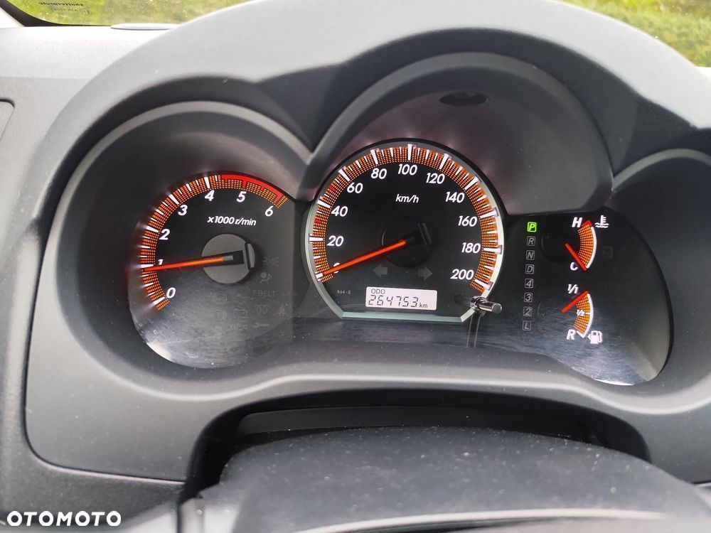 Toyota Hilux 3.0 D-4D SR5-X - 13