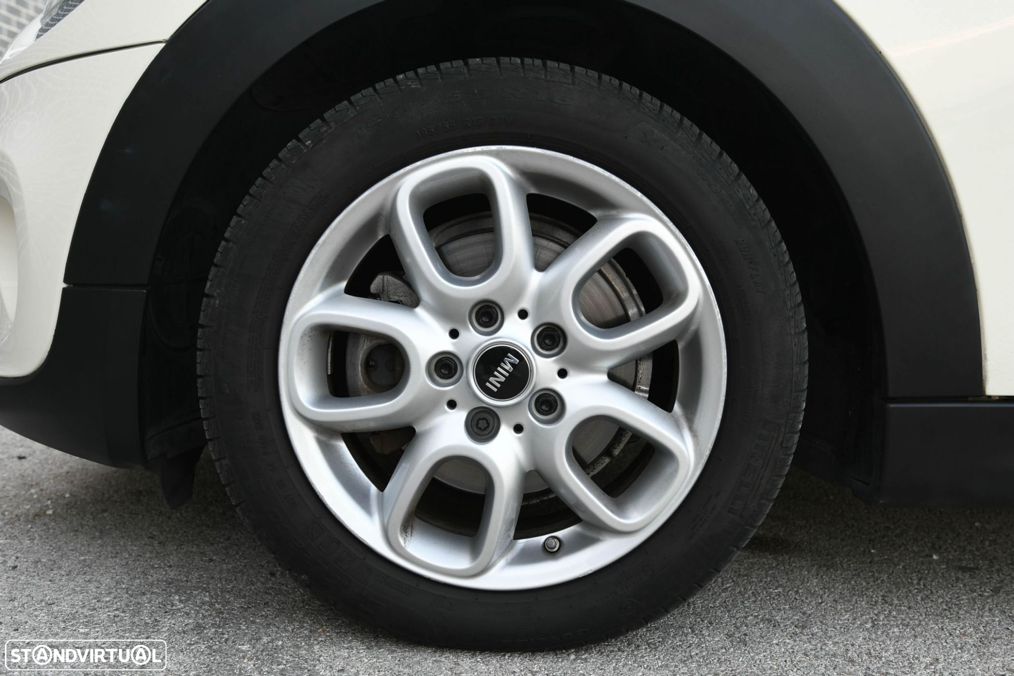 MINI 5 Portas Cooper D - 36