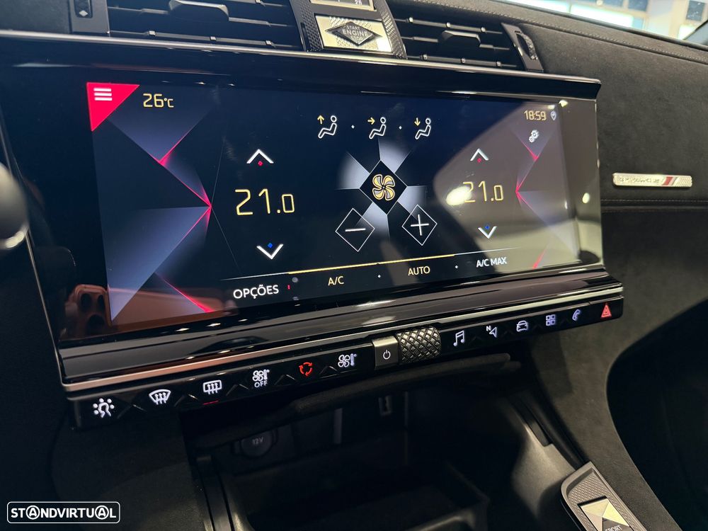 DS DS7 Crossback 1.5 BlueHDi Performance Line EAT8 - 24