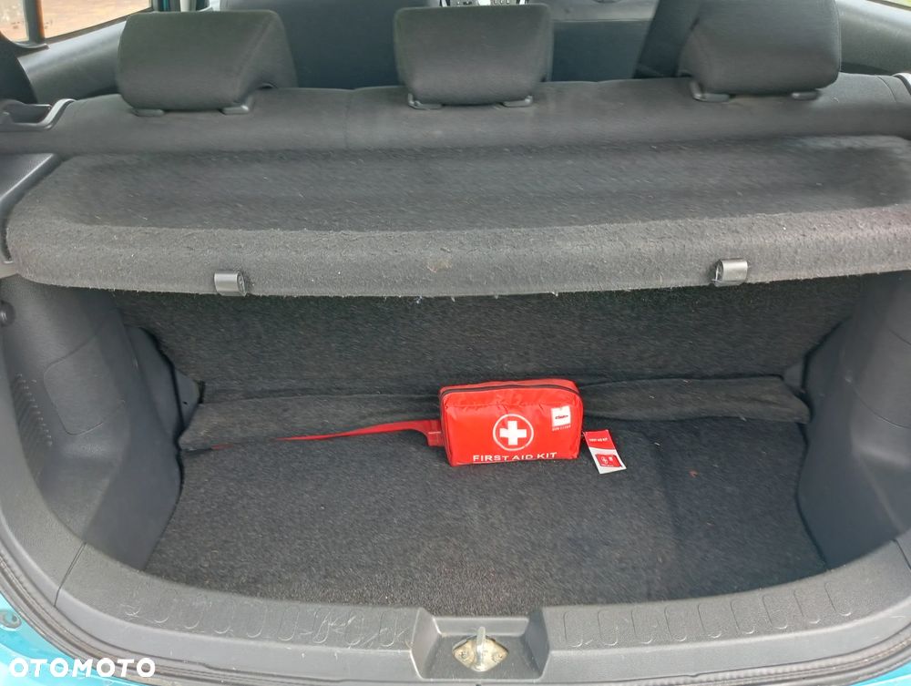 Suzuki Splash 1.0 Basic - 21