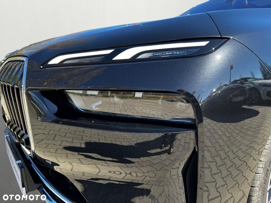 BMW Seria 7 740d xDrive mHEV sport - 7