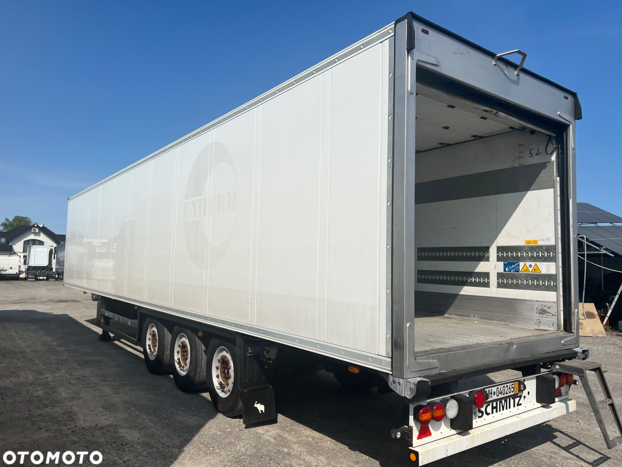 Schmitz Cargobull sko z roleta - 8