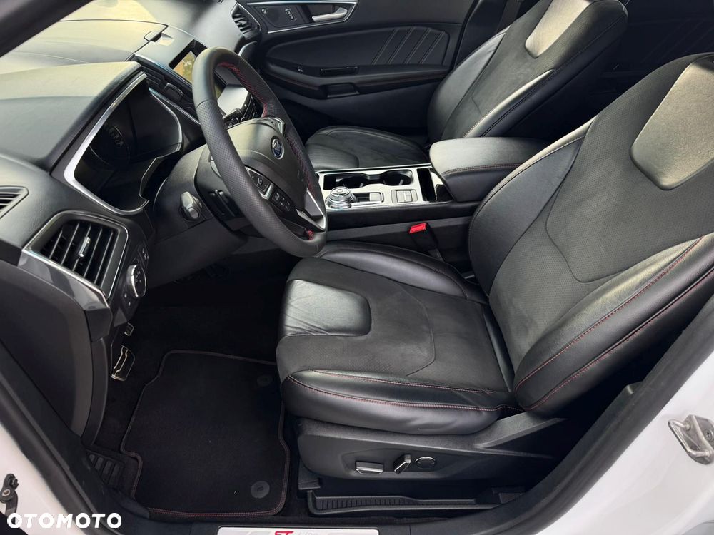 Ford Edge 2.0 EcoBlue Bi-Turbo 4x4 ST-LINE - 29