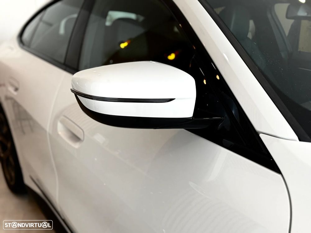 BMW i4 eDrive40 Pack Desportivo M - 26
