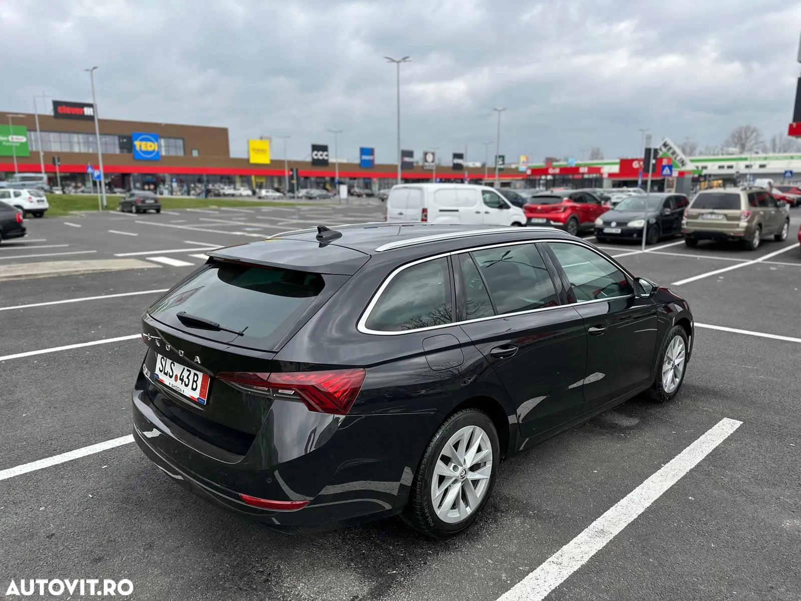 Skoda Octavia 2.0 TDI DSG First Edition - 25