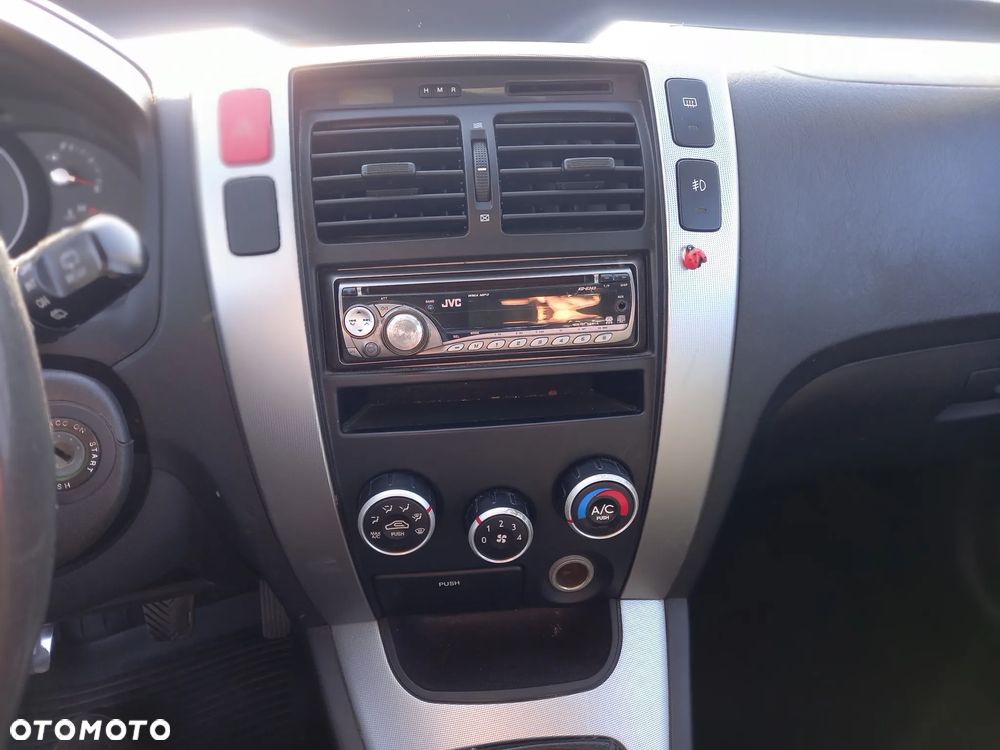 Hyundai Tucson - 16