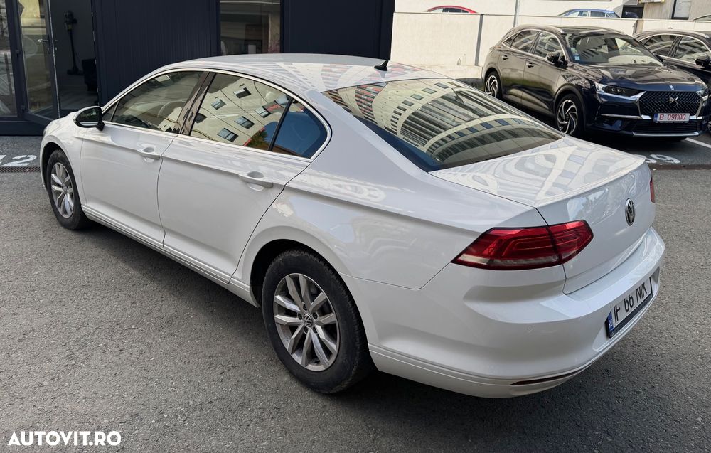 Volkswagen Passat Variant 2.0 TDI DSG Highline - 6