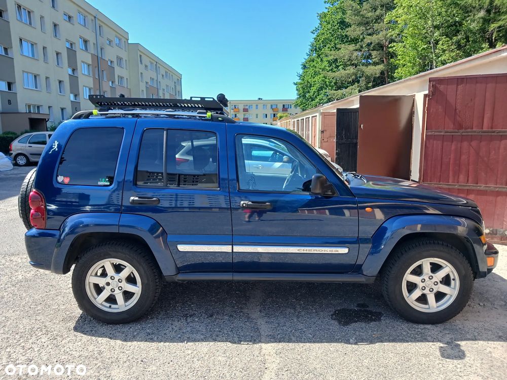 Jeep Cherokee - 1