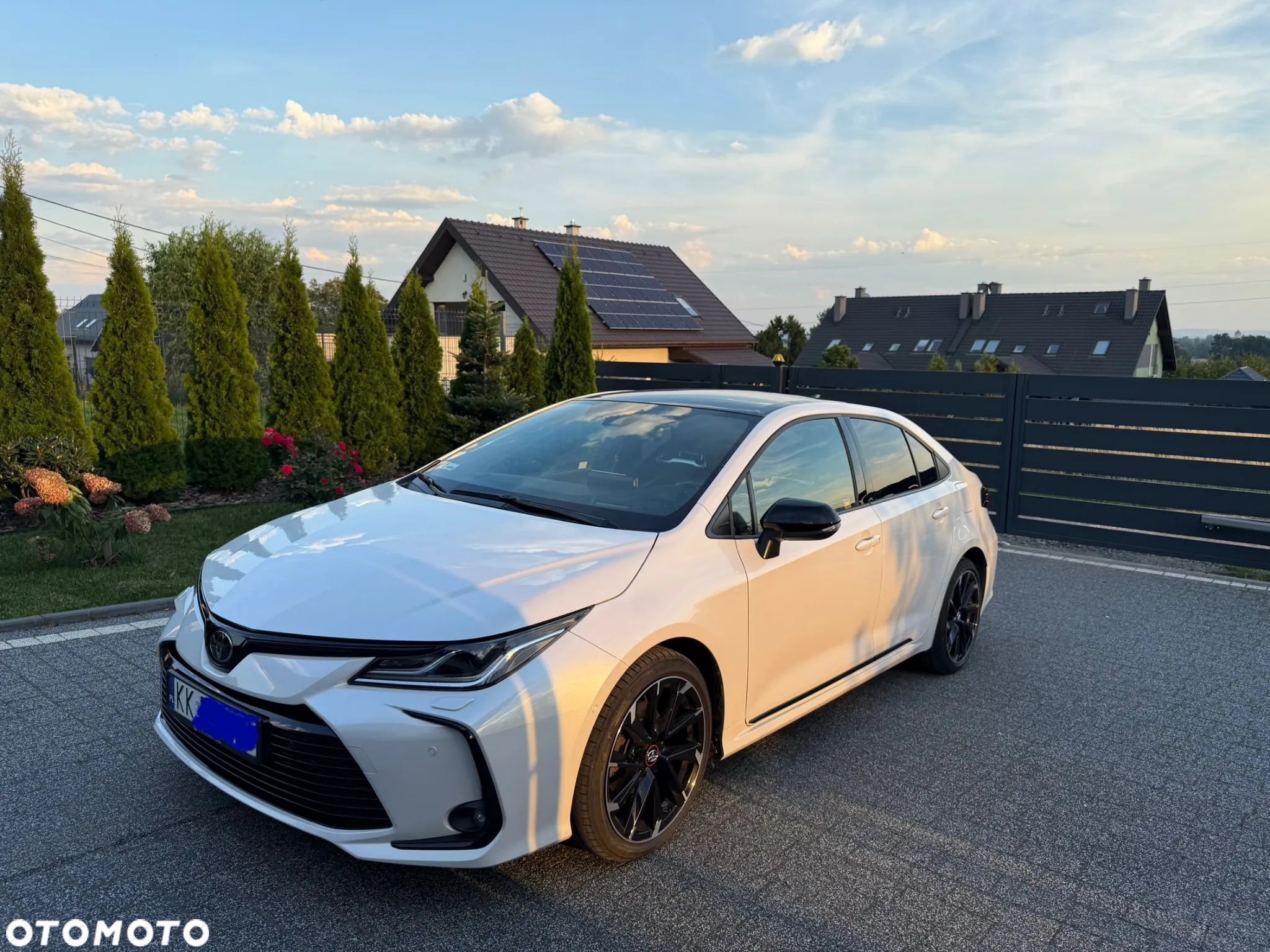 Toyota Corolla 1.8 Hybrid GR Sport - 1