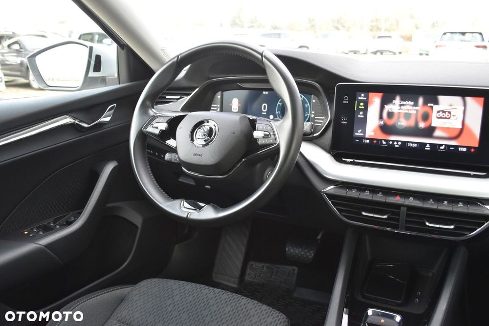 Skoda Octavia 2.0 TDI Style DSG - 11