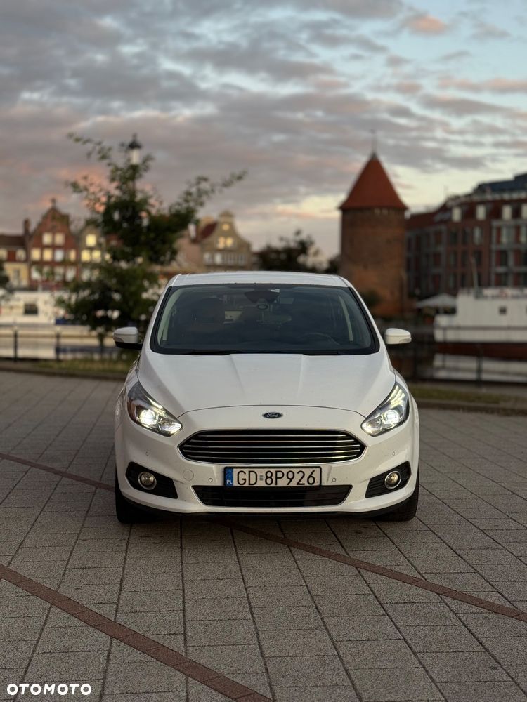 Ford S-Max 2.0 TDCi Titanium PowerShift - 7