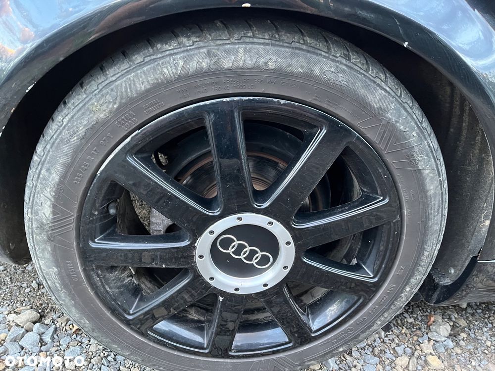 Audi A4 Avant - 10