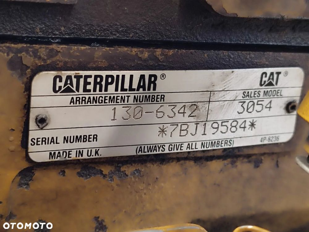 Silnik 3054 CAT TH 82 - 11