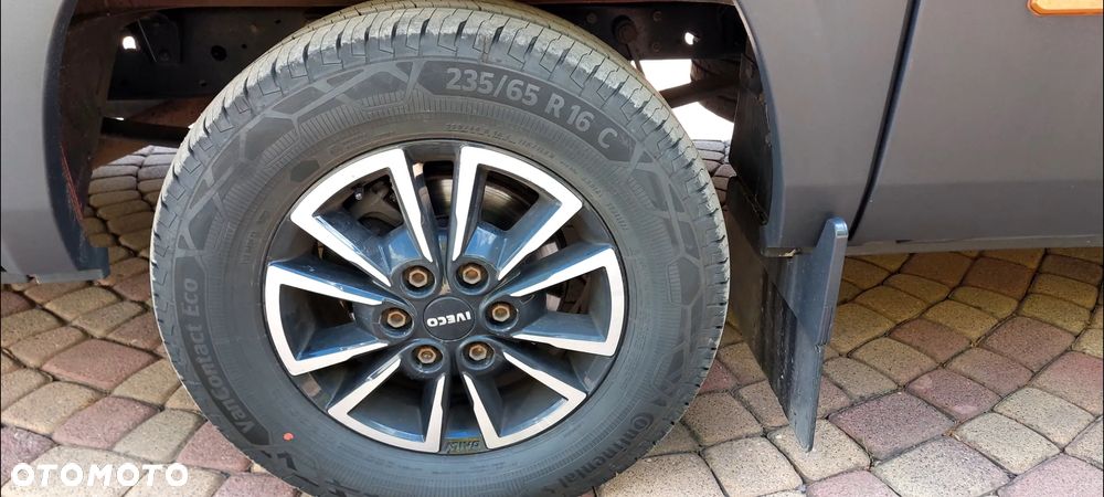 Iveco DAILY 35S18 - 28