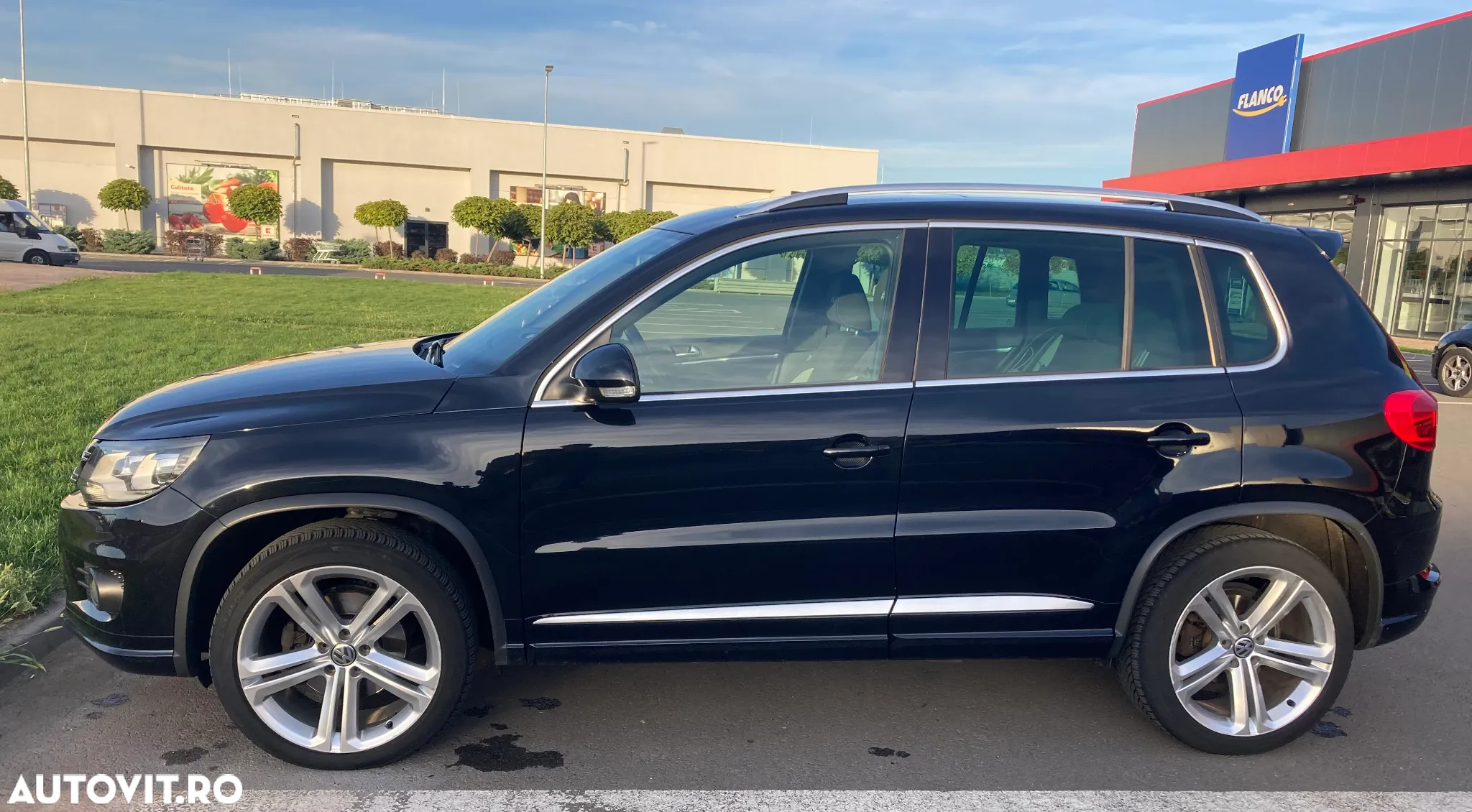 Volkswagen Tiguan - 5