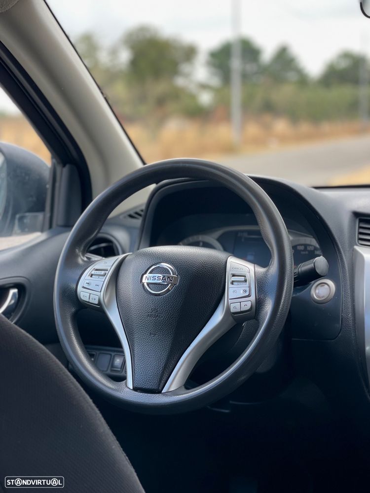 Nissan Navara 2.3 dCi CD 4WD N-Connecta - 14