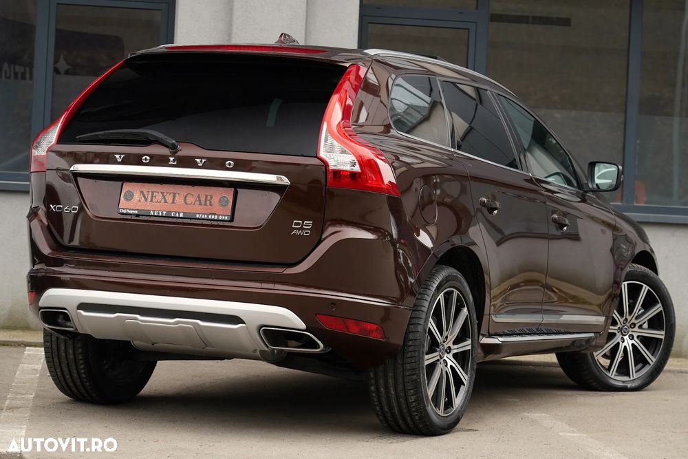 Volvo XC 60 D5 AWD Geartronic Summum - 4