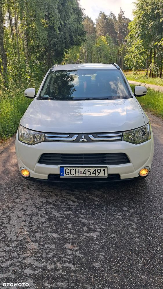 Mitsubishi Outlander 2.2 DID Intense + 4WD - 4