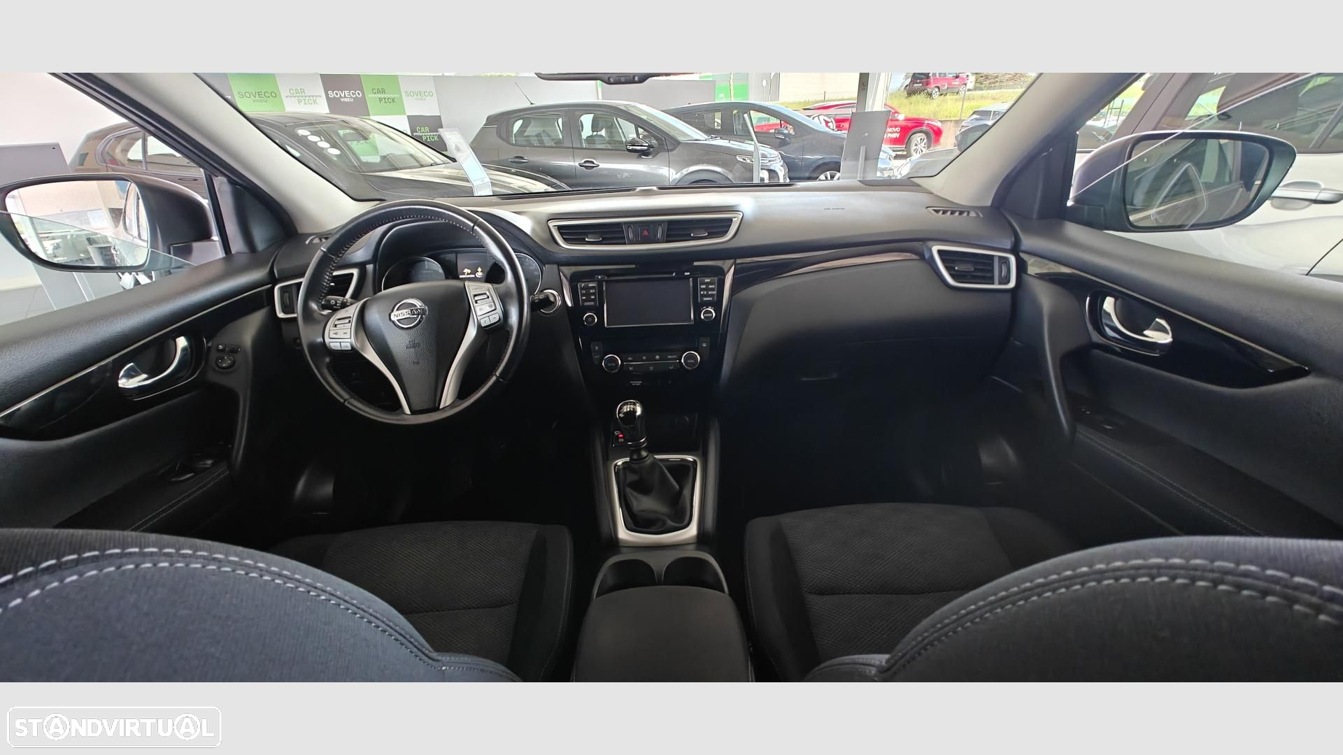 Nissan Qashqai 1.5 dCi N-Connecta 18 - 10