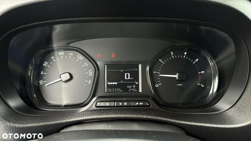Peugeot Expert - 17