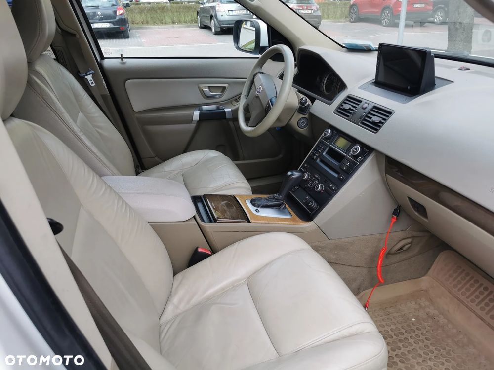 Volvo XC 90 - 8