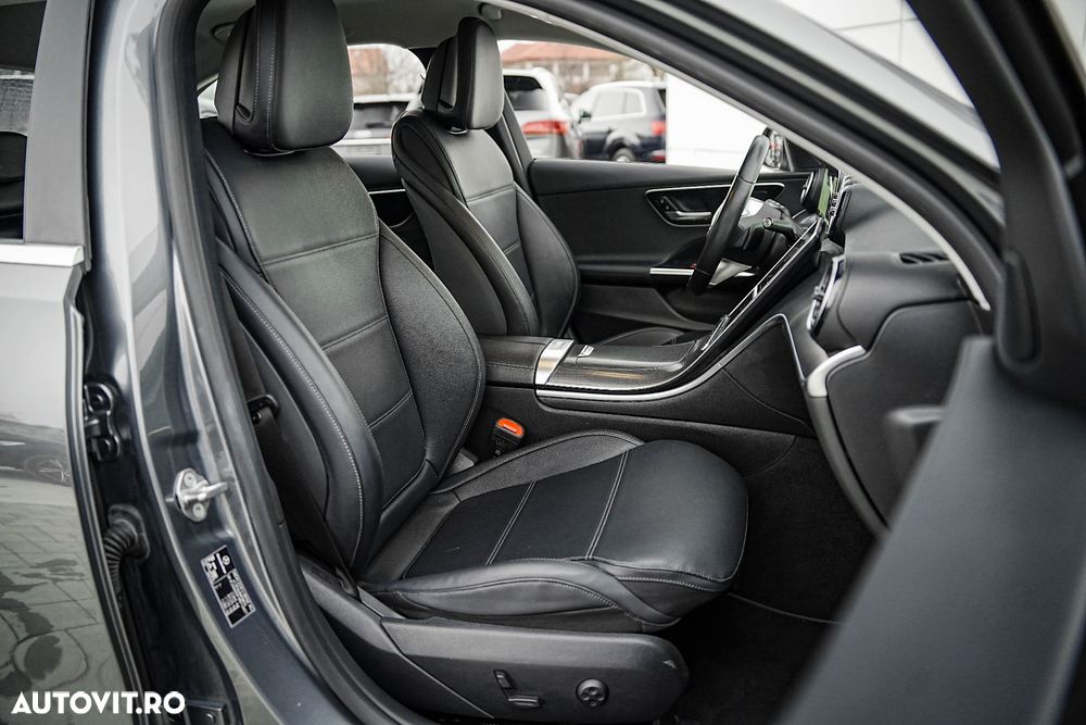 Mercedes-Benz C 220 d 9G-TRONIC - 11