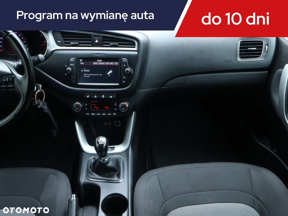 Kia Ceed - 10