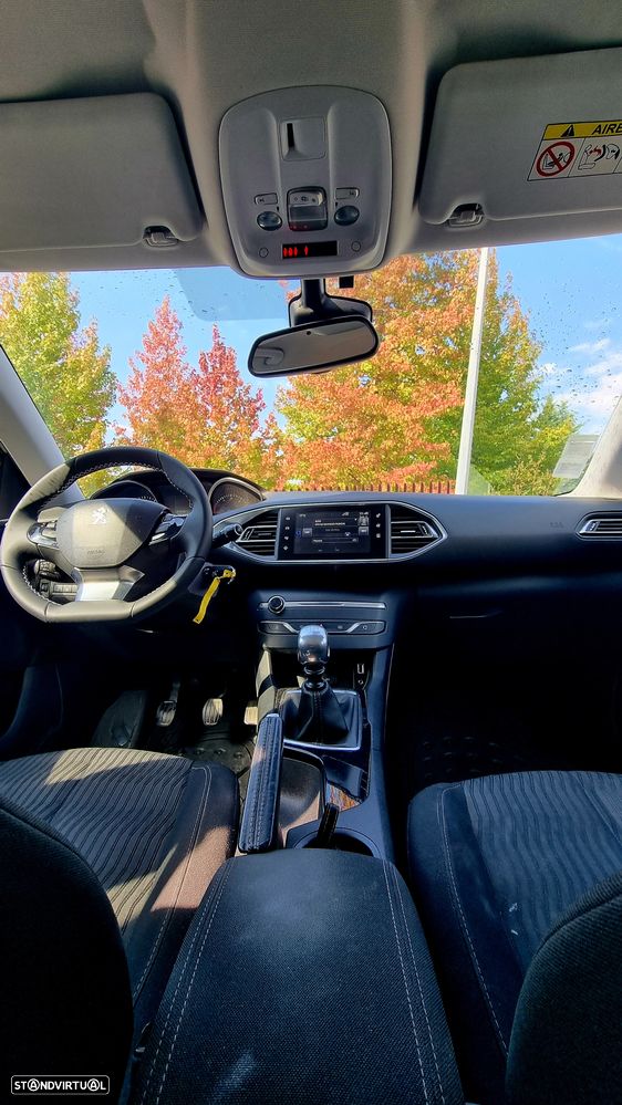 Peugeot 308 - 15