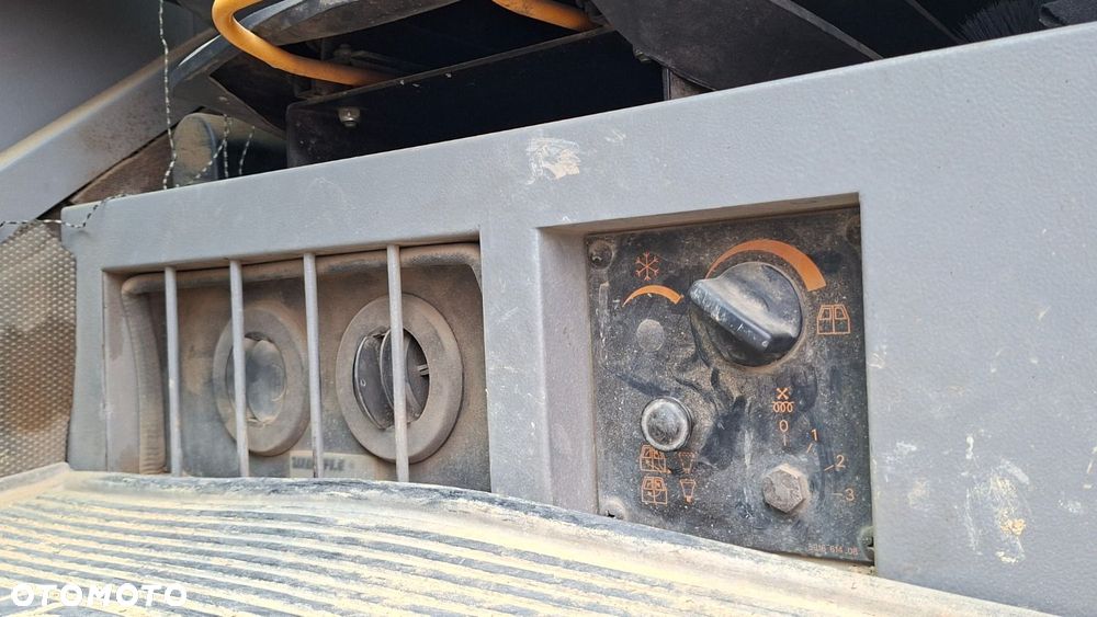 Liebherr Utm 625 4X4 - 38