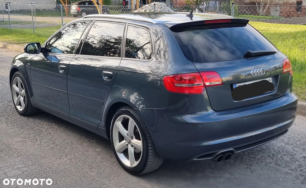 Audi A3 Sportback 1.8 TFSI Attraction - 11
