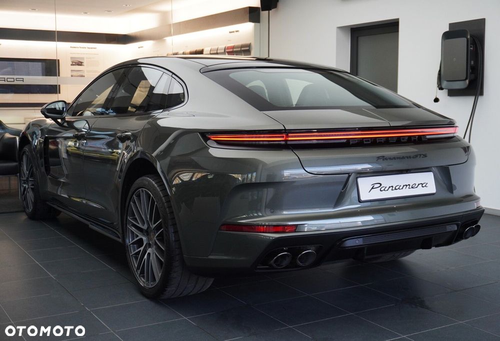 Porsche Panamera GTS - 9