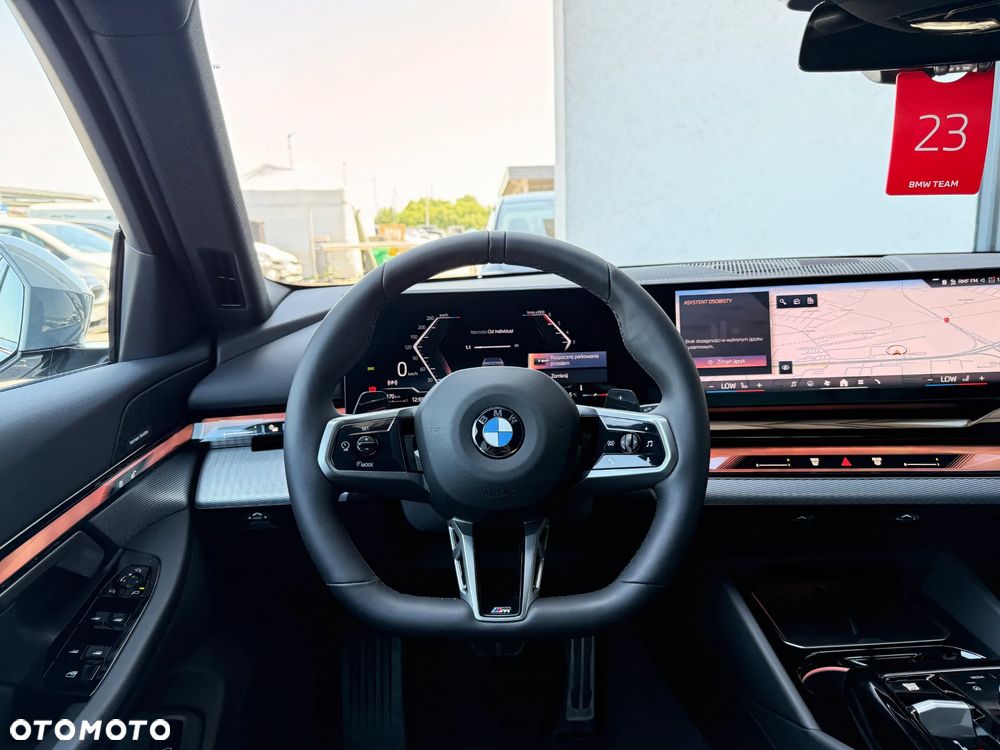 BMW Seria 5 520d xDrive - 34