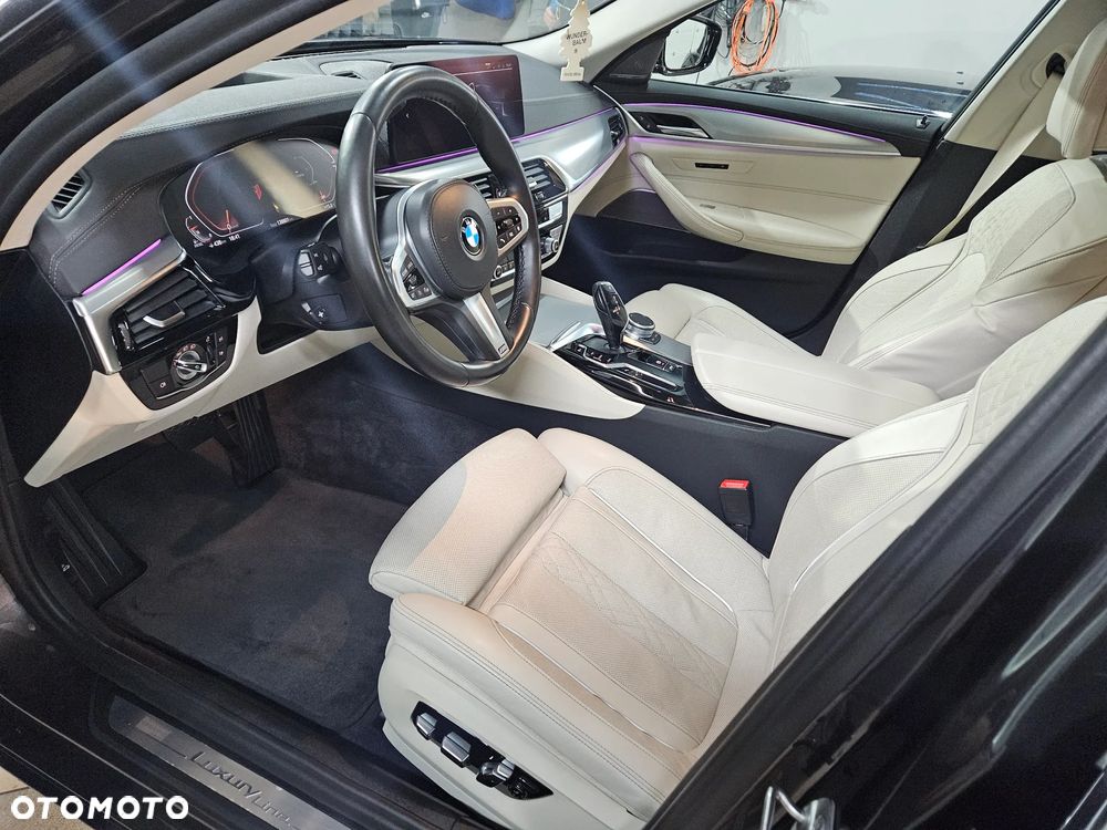 BMW Seria 5 530d xDrive mHEV Luxury Line - 5